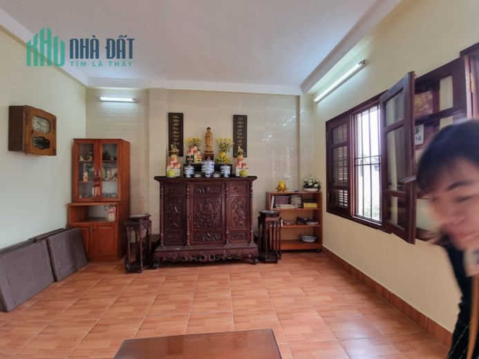 Bán nhà Nghĩa Tân, Cầu Giấy 45m, 5T, mt 4,5 m, giá 15,5 tỷ