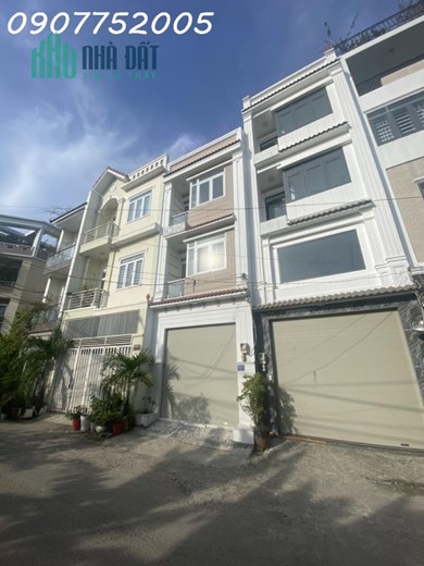NHÀ MỚI KENG ĂN TẾT - 4PN -NGUYỄN DUY TRINH - NGAY VÒNG XOAY PHÚ HỮU - HẺM XE TẢI 5M