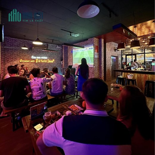 Mình có mặt bằng nhà hàng kiểu Beer garden cần sang nhượng hoặc cho thuê lại tại Trần Não Quận 2