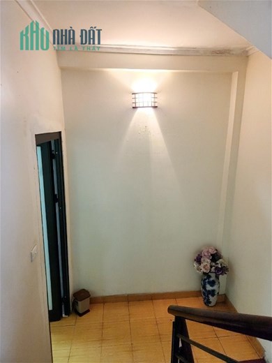 BÁN NHÀ PHẠM VĂN ĐỒNG 42M2, MT 6M, 5.3 TỶ. NGÕ NÔNG RỘNG, CÁCH PHỐ 20M.