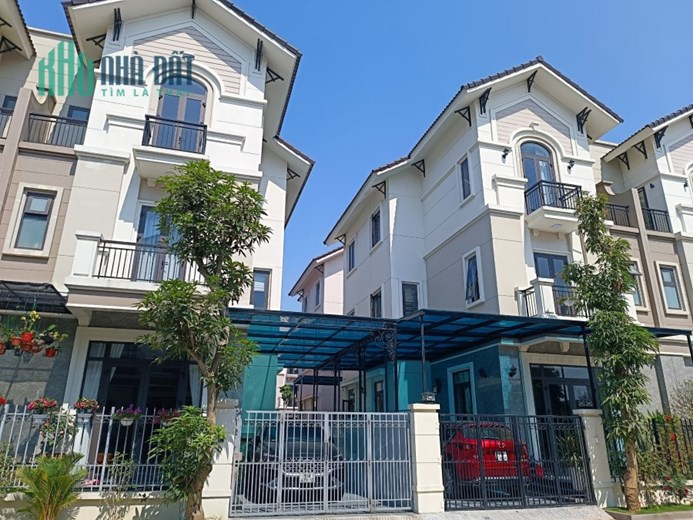 Sale nhanh 1.5 tỷ căn BTSL vip trong kđt Vsip Singapore
