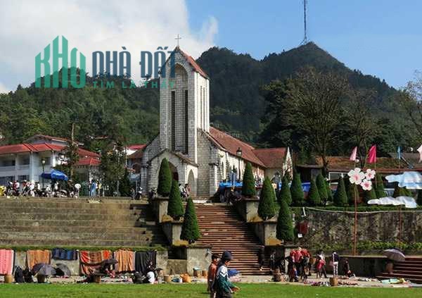 HẠ 3TỶ CHÍNH CHỦ BÁN 550M2 ĐẤT LÔ GÓC 2MT TRUNG TÂM SAPA VIEW TRIỆU ĐÔ