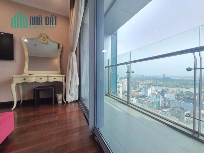 CHO THUÊ căn hộ Vincom Center - Đường đồng khởi,Quận 1 :  160m2, 3 phòng ngủ, 2 vệ sinh, full NT