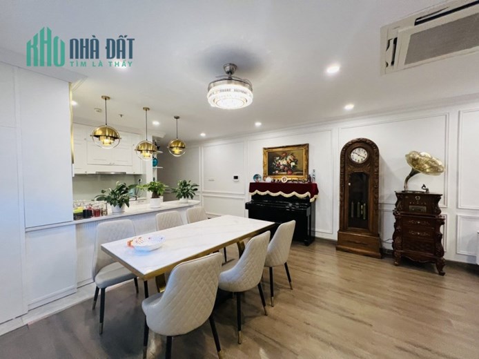 Hiếm ! căn 3PN 2WC -CC Golden Palace 117m2 giá 5.15 tỷ   view thoáng mát