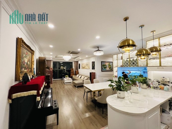 Hiếm ! căn 3PN 2WC -CC Golden Palace 117m2 giá 5.15 tỷ   view thoáng mát