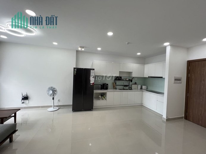 Cho thuê căn hộ Western Capital, 116 Lý Chiêu Hoàng, Phường 10, Quận 6 :72m2, 2PN - 2WC, 2 bancony