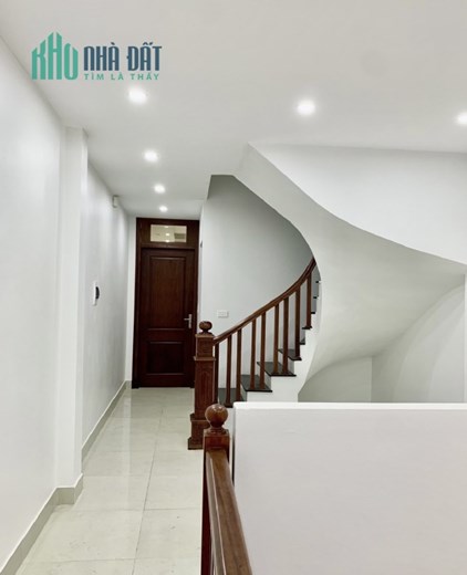 BÁN NHÀ LÊ THANH NGHỊ - KHU BÁCH KHOA - MẶT NGÕ ĐẸP - ngõ ô tô 61m2 giá chỉ 150 triệu/m2