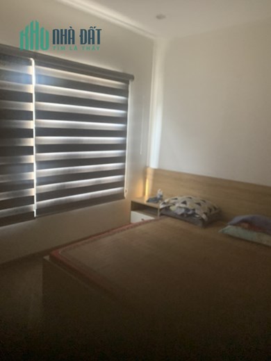 CHO THUÊ CĂN HỘ CHUNG CƯ GIÁ RẺ 3 NGỦ 2 VỆ SINH FULL NỘI THẤT ĐẸP VÀ RẤT MỚI VIEW THOÁNG TẠI