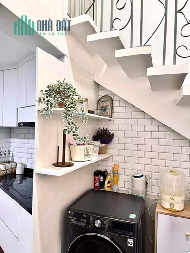 Quận 3, LÊ VĂN SỸ, 46m2, 3PN, khu đất ở, nở hậu, đủ nội thất