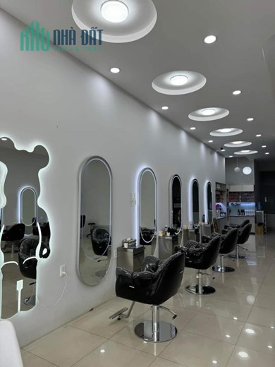 Khai trương Salon tại Mỹ sang nhượng lại salon tại Việt Nam Địa chỉ: số 4 Hoàng Diệu, Tp Buôn Ma