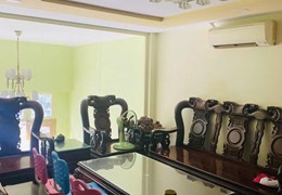 CHỈ XÍU 6TỶ- GIÁP QUẬN 1- NHÀ HXH-NGUYỄN VĂN CỪ-SÁT MẶT TIỀN-SỔ ĐẸP-5 LẦU HOÀN CÔNG ĐỦ
