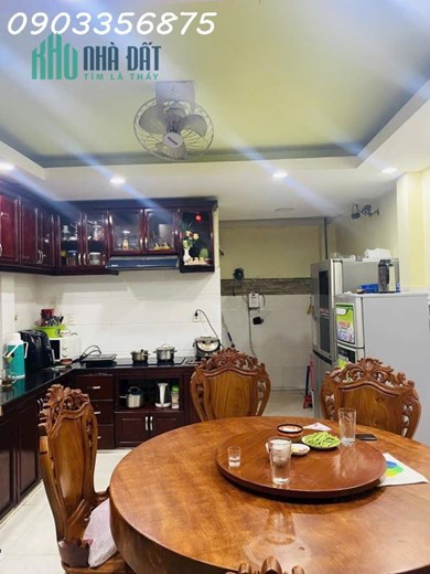 CHỈ XÍU 6TỶ- GIÁP QUẬN 1- NHÀ HXH-NGUYỄN VĂN CỪ-SÁT MẶT TIỀN-SỔ ĐẸP-5 LẦU HOÀN CÔNG ĐỦ