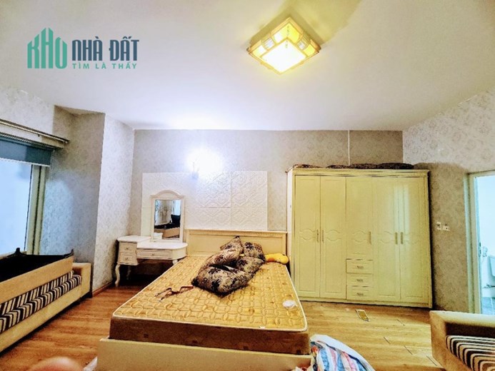 Hàng hiếm! 171m2 căn 4PN giá 8.9 tỷ tòa Sông Hồng Park View số 165 Thái Hà
