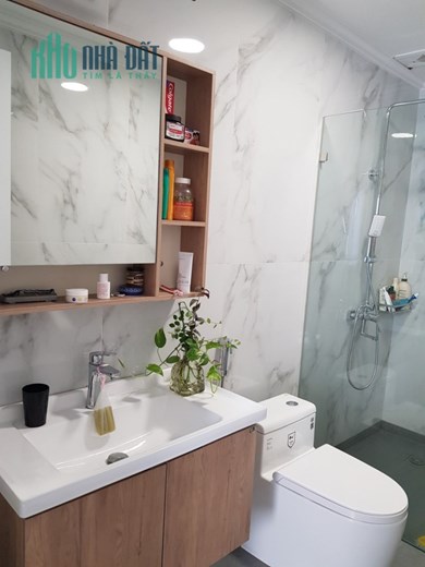 Bán gấp nhà đê Tô Hoàng – Quận Hai Bà Trưng, ngõ thông, rộng ô tô tránh, kinh doanh, giá nhỉnh 8 tỷ.