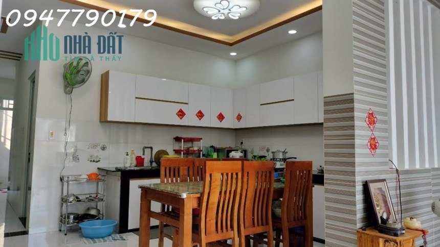 Nhà Đẹp, Giá Rẻ: 3PN, Sát Trường Học - Đừng Bỏ Lỡ