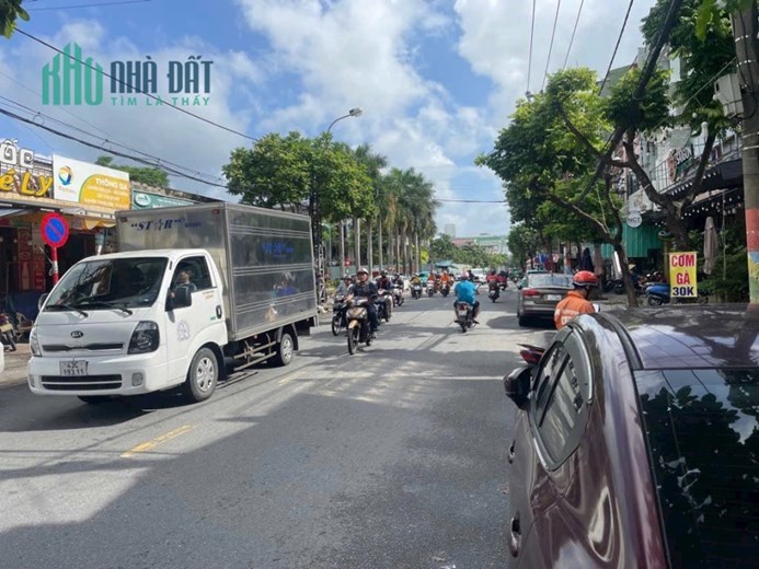 Siêu Phẩm! Bán nhà 3 tầng lô góc 2 mặt tiền Hải Phòng - Kinh Doanh Sầm Uất. Giá nhỉnh 10 tỷ