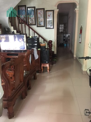 Bán nhà mặt phố ăn đêm Trần Quốc Tuấn, Vĩnh Yên. DT 98m2