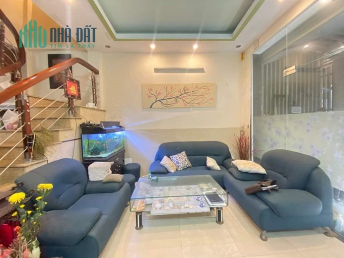 Bán nhà phân lô Phố Lê Trọng Tấn Thanh Xuân 57m2x5 ô tô đỗ gần về ở ngay chỉ 9 tỷ.