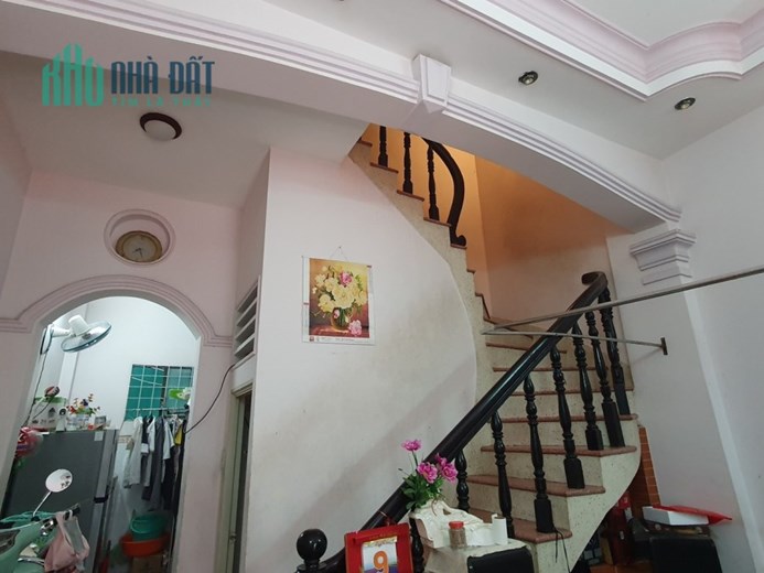 Bán nhà HXH Nguyễn Tri Phương, P8, Q10 DT (5 x 9,5) mua sinh lời cao giá nhỉnh 6 tỷ TL.