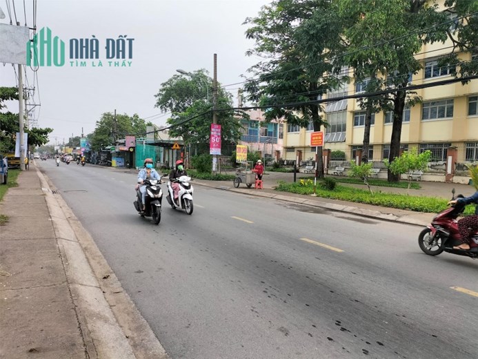 Giá mới Bán nhà cấp 4 mặt tiền đường xe container khu Bà Điểm - Hóc Môn