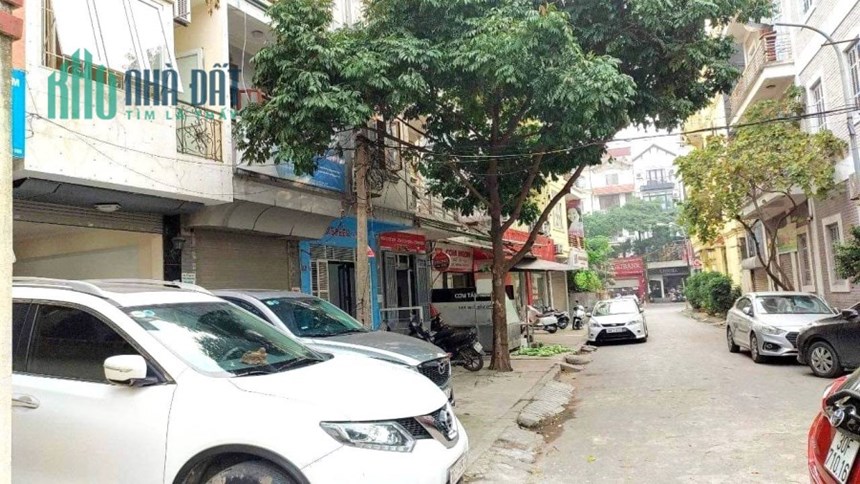 Bán nhà Phố Trung Hòa Quận Cầu Giấy. 50m Xây 4 Tầng Nhỉnh 12 Tỷ. Cam Kết Ảnh Thật Mô Tả Chính Xác.