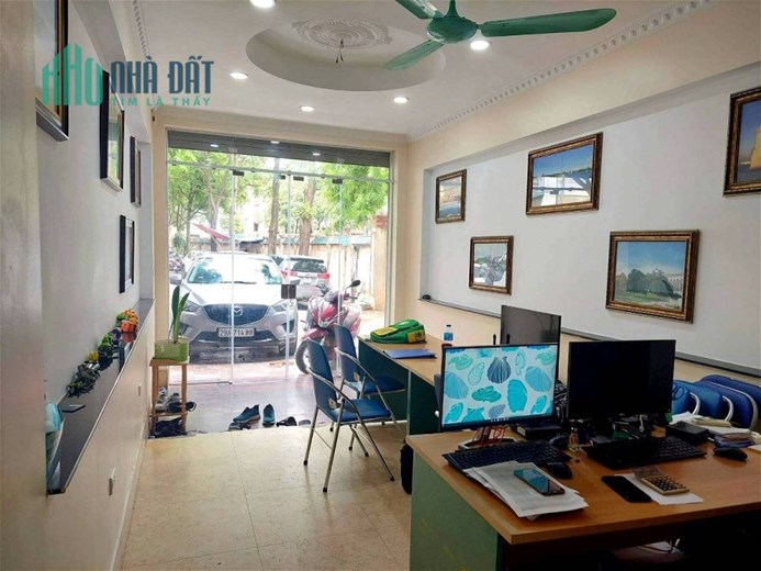 Bán nhà Phố Trung Hòa Quận Cầu Giấy. 50m Xây 4 Tầng Nhỉnh 12 Tỷ. Cam Kết Ảnh Thật Mô Tả Chính Xác.
