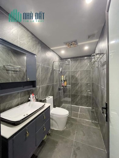 Bán Nhà Phố Ngọc Lâm, ÔTô Đỗ Cổng, 10M Ra Mặt Phố, Kinh Doanh, 60m2, 4 Tầng, Nhỉnh 5 Tỷ.