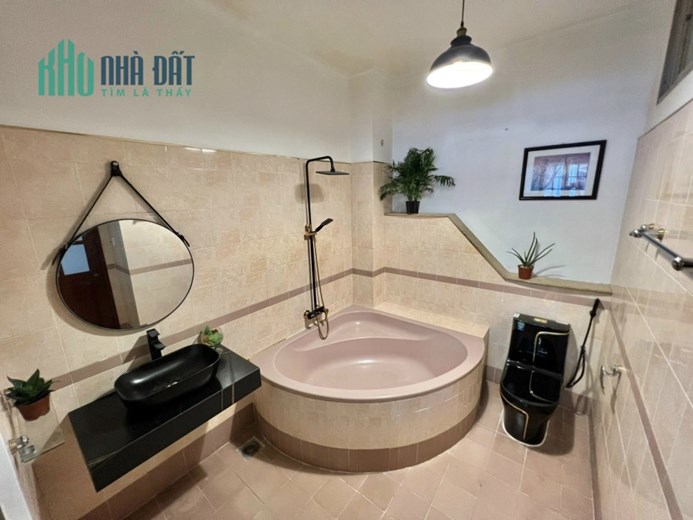 Nhà HXH Đinh Bộ Lĩnh 80m2 ngang 4,2m hẻm trước nhà 7m ô tô vào nhà chỉ 14,1 tỷ