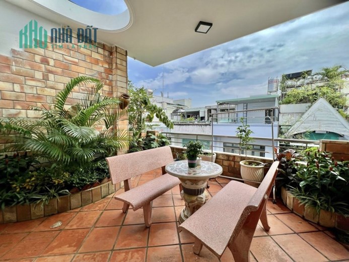 Nhà HXH Đinh Bộ Lĩnh 80m2 ngang 4,2m hẻm trước nhà 7m ô tô vào nhà chỉ 14,1 tỷ