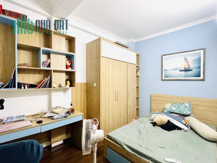 Bán nhà phố Vương Thừa Vũ, Thanh Xuân. 45m2 x 5T. MT 5m. PHÂN LÔ. Ô TÔ. SÁT PHỐ. Hơn 7 tỷ.