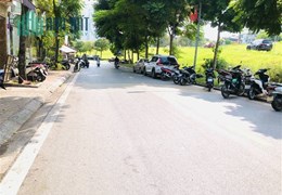 Bán nhà mặt phố Ngọc thụy, vỉa hè, kinh doanh, 35m2, 4m mặt tiền, giá 6.3 tỷ.