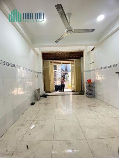______  HXH CÁCH MẠNG THÁNG 8 PHƯỜNG 5 QUẬN TÂN BÌNH. _____