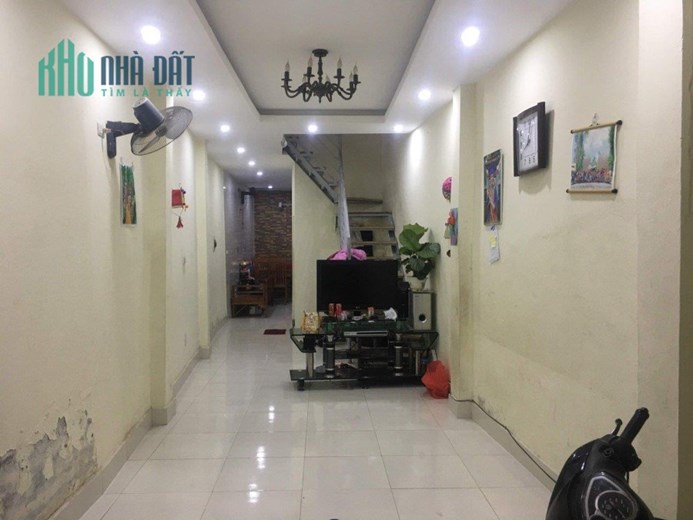 NHÀ ĐẸP - GIÁ TỐT - CHÍNH CHỦ Cần Bán Nhà Vị Trí Đẹp Tại Nguyễn Trãi, Thanh xuân Nam