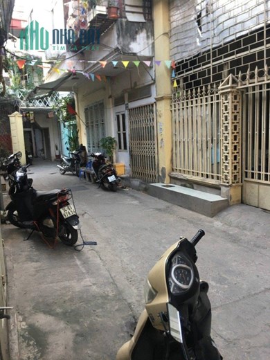 NHÀ ĐẸP - GIÁ TỐT - CHÍNH CHỦ Cần Bán Nhà Vị Trí Đẹp Tại Nguyễn Trãi, Thanh xuân Nam