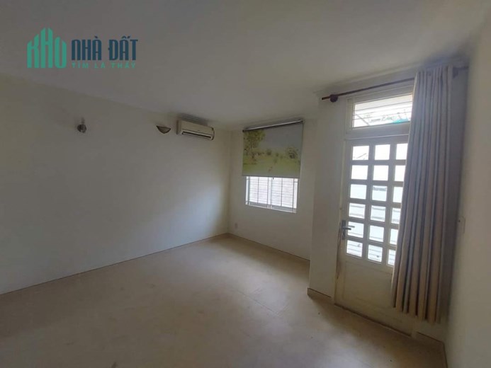 Phú Nhuận, 32m2, hẻm xe hơi, 5 tầng, ngang 4,5m, chỉ 7 tỷ