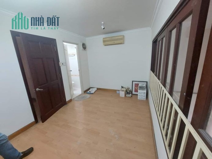 Phú Nhuận, 32m2, hẻm xe hơi, 5 tầng, ngang 4,5m, chỉ 7 tỷ