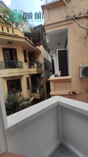 Cho thuê nhà nguyên căn 1Trệt 3Lầu, 4WC hoặc mặt bằng đều được.