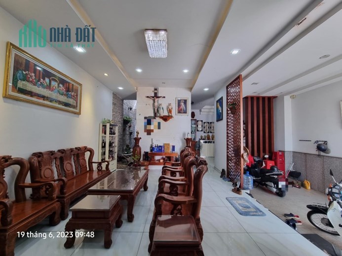 BIỆT THỰ SIÊU HIẾM - KHU VIP - VỊ TRÍ GẦN CHỢ - NGÂN HÀNG- KINH DOANH ĐỈNH - 216M2 - CHỈ 14.99 TỶ