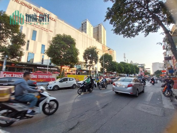 BÁN NHANH nhà ngõ 398 Phố Trương Định DT 36m x 5T, sát mặt phố,Trương Định Plaza. Ngõ nông hơn 3 tỷ