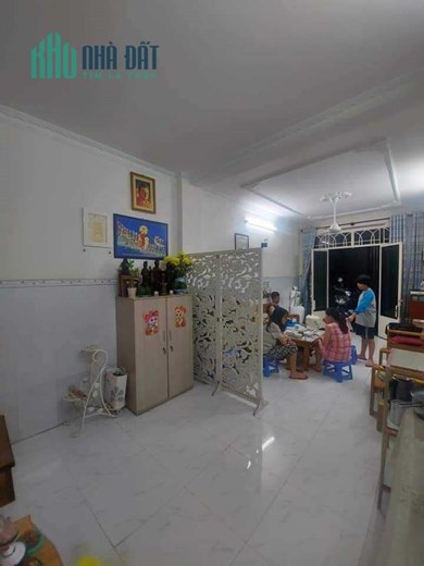Kẹt bank, bán gấp nhà Ngô Tất Tố, Bình Thạnh, 56m2, gần Quận 1