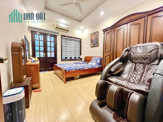 BÁN NHÀ MẶT PHỐ HOA BẰNG 4 TẦNG 45M2, MT 4.2M KINH DOANH SẦM UẤT NGÀY ĐÊM