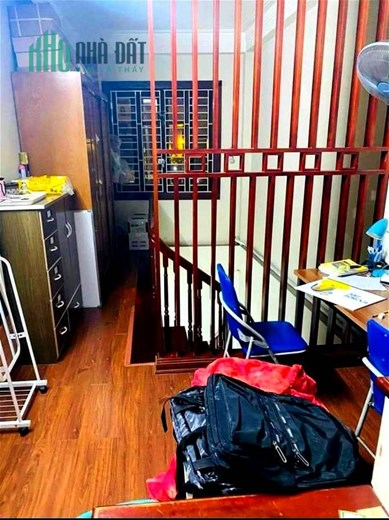 Bán Nhà Mặt Phố Trung Kính Quận Cầu Giấy. 60m Xây 5 Tầng Chắc Chắn. Nhỉnh 15 Tỷ. Cam Kết Ảnh Thật