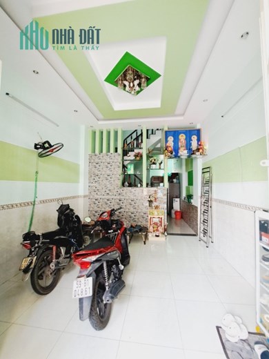 Bán Gấp nhà Đất Mới Ngay BV Bình Tân HXH 52m2,4Tầng  Nhỉnh 4 tỷ