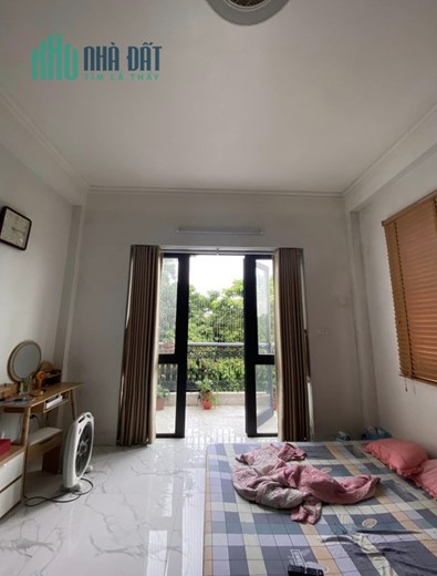 BÁN GẤP NHÀ PHỐ TRƯỜNG CHINH: 49M2, NHÀ 5 TẦNG ĐẸP LONG LANH, NGÕ THÔNG, Ô TÔ ĐỖ, NHỈNH 7 TỶ