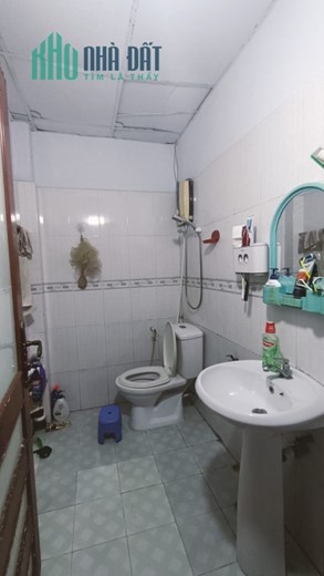 Bán Gấp nhà Hương Lộ 2 Ngay BV Bình Tân sát mặt tiên 56m2,2Tầng  Nhỉnh 2 tỷ