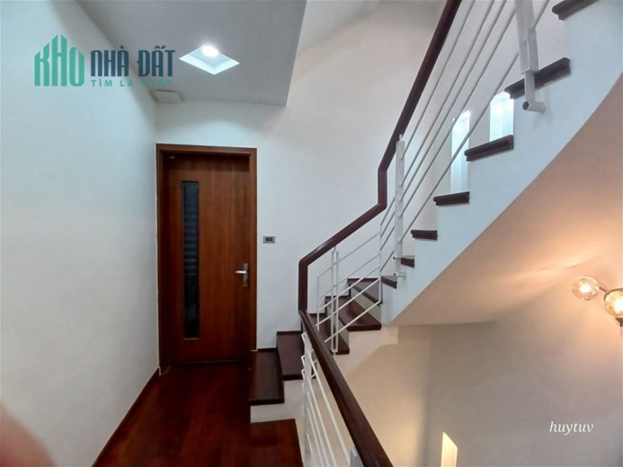 BÁN NHÀ CẦU GIẤY PHÂN LÔ THOÁNG TRƯỚC SAU 86M2 MT 5M HƠN 16 TỶ KINH DOANH GARA Ô TÔ