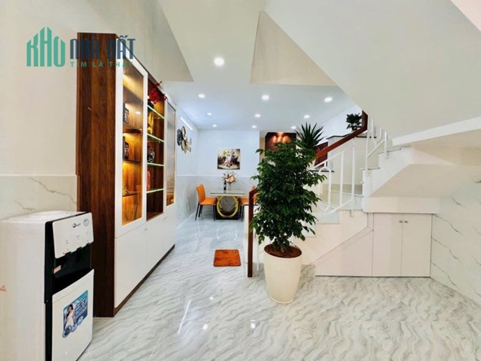 Nhà bán,2tầng,4x13m2,hẻm 4m,thống nhất,P11,gò vấp,giá:4ty