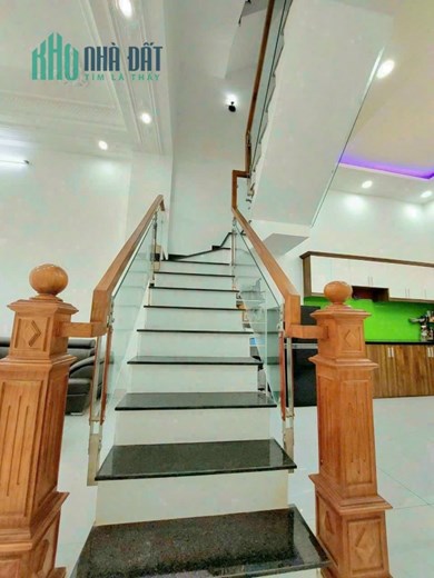 Bán Gấp Nhà Khu phân Lô đồng bộ, siêu đẹp HXH 52m2 ,5 Tầng Nhỉnh 4 tỷ
