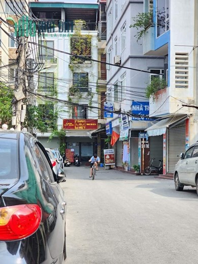 Bán nhà Lô góc 3 thoáng Văn Phú, Hà Đông, ngõ rộng ô tô cách nhà 30m, 42M x MT 3.8M, chỉ hơn 3 tỷ.