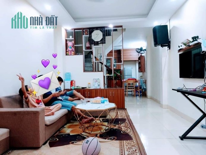 Bán nhà Lô góc 3 thoáng Văn Phú, Hà Đông, ngõ rộng ô tô cách nhà 30m, 42M x MT 3.8M, chỉ hơn 3 tỷ.